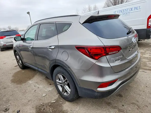5NMZUDLB3JH062137 2018 HYUNDAI SANTA FE - Image 2