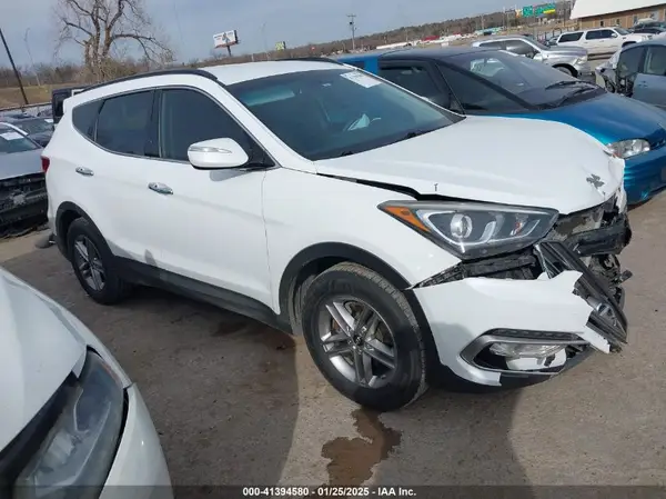 5NMZUDLB3JH068780 2018 HYUNDAI SANTA FE - Image 1