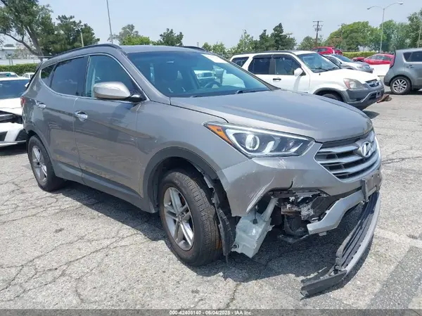 5NMZUDLB3JH096711 2018 HYUNDAI SANTA FE - Image 1