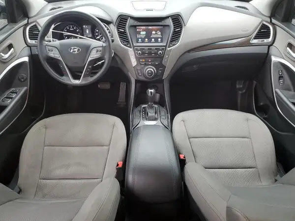 5NMZUDLB4HH005679 2017 HYUNDAI SANTA FE - Image 8