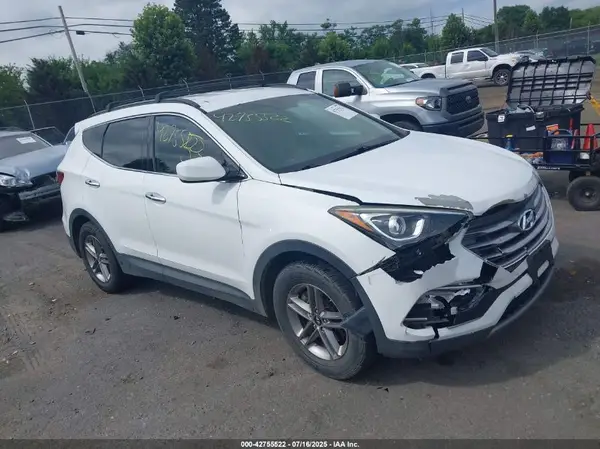 5NMZUDLB4HH015242 2017 HYUNDAI SANTA FE - Image 1