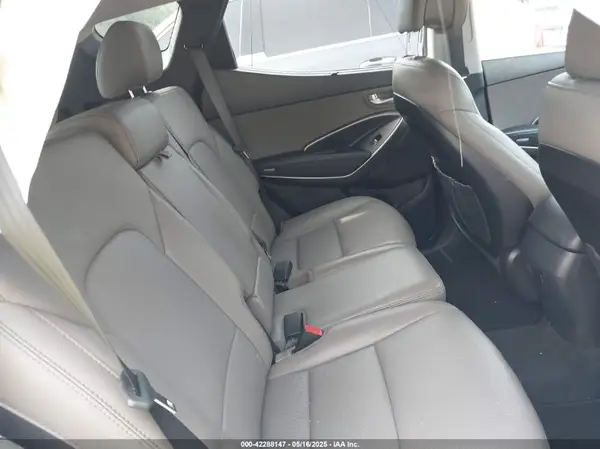 5NMZUDLB4HH030064 2017 HYUNDAI SANTA FE - Image 8
