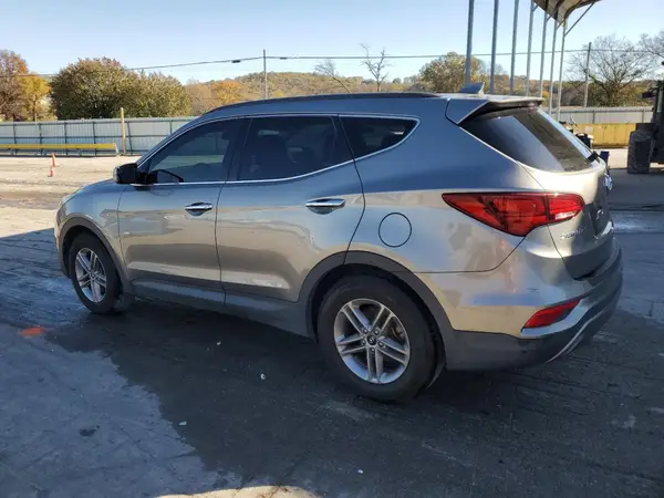 5NMZUDLB4HH030257 2017 HYUNDAI SANTA FE - Image 2