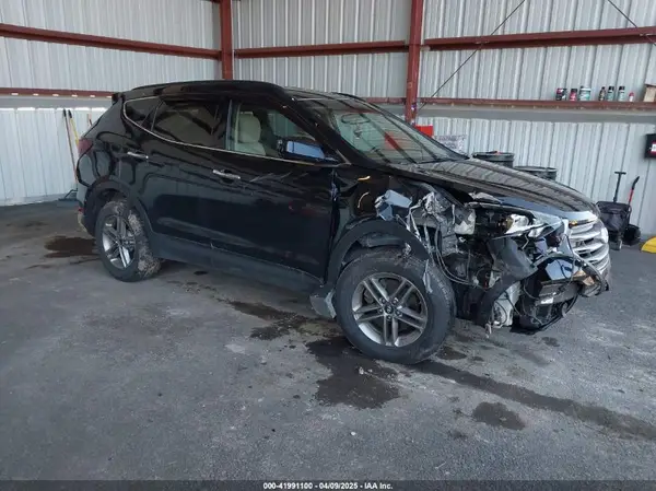 5NMZUDLB4HH031957 2017 HYUNDAI SANTA FE - Image 1