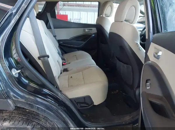 5NMZUDLB4HH031957 2017 HYUNDAI SANTA FE - Image 8