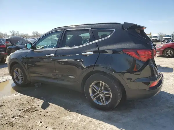 5NMZUDLB4HH032235 2017 HYUNDAI SANTA FE - Image 2
