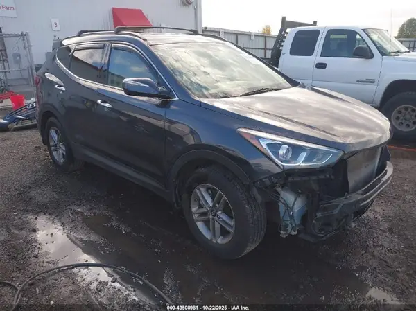 5NMZUDLB5HH024399 2017 HYUNDAI SANTA FE - Image 1