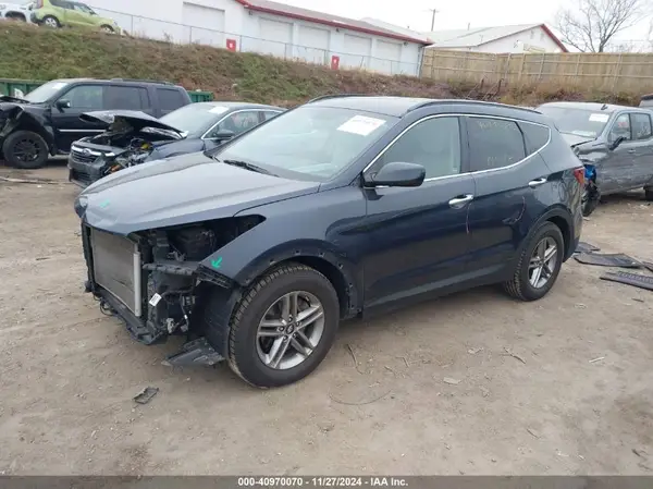 5NMZUDLB5HH034575 2017 HYUNDAI SANTA FE - Image 2