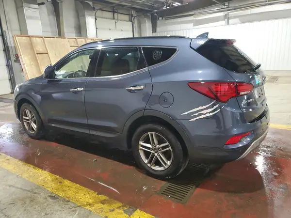 5NMZUDLB5HH045320 2017 HYUNDAI SANTA FE - Image 2
