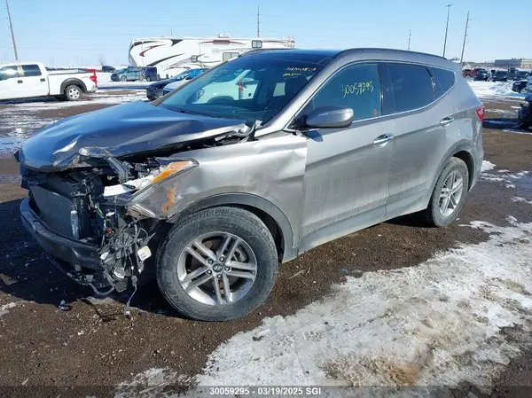 5NMZUDLB5JH068277 2018 HYUNDAI SANTA FE - Image 2