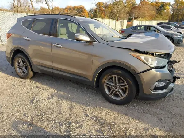 5NMZUDLB5JH078582 2018 HYUNDAI SANTA FE - Image 1