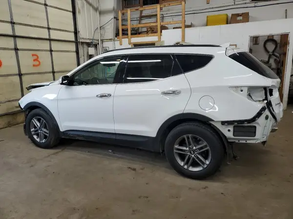 5NMZUDLB5JH088075 2018 HYUNDAI SANTA FE - Image 2