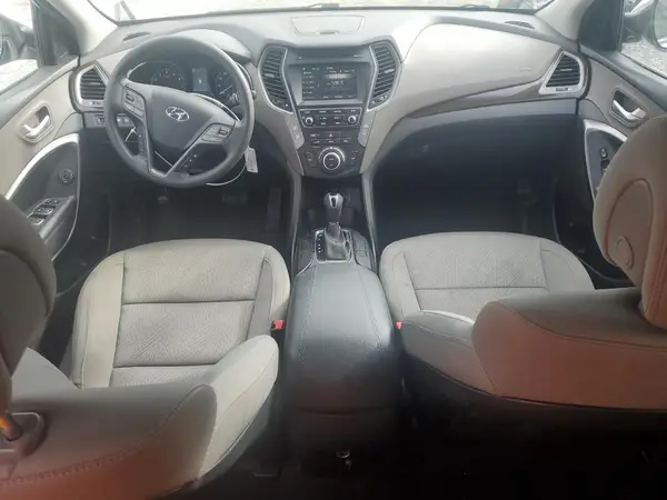 5NMZUDLB7HH001772 2017 HYUNDAI SANTA FE - Image 8