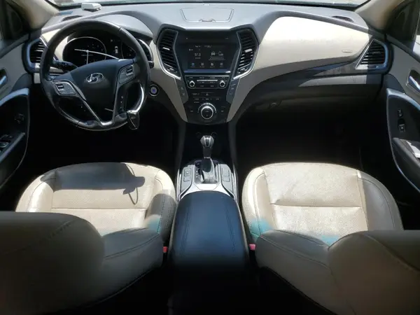 5NMZUDLB7HH028678 2017 HYUNDAI SANTA FE - Image 8