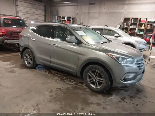 5NMZUDLB7JH059242 2018 HYUNDAI SANTA FE - Image 1