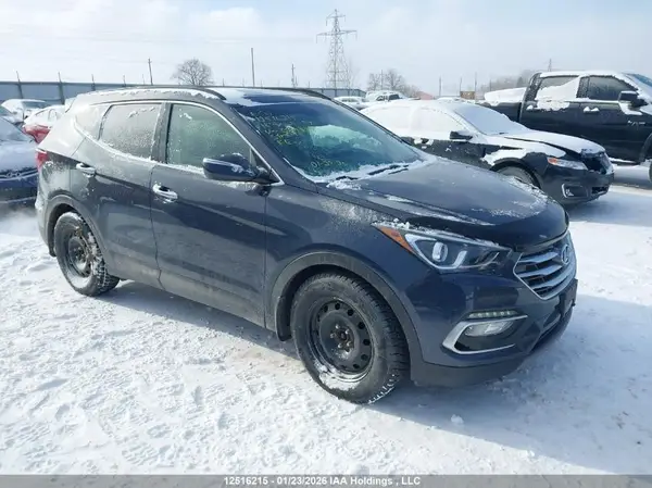 5NMZUDLB7JH091821 2018 HYUNDAI SANTA FE - Image 1