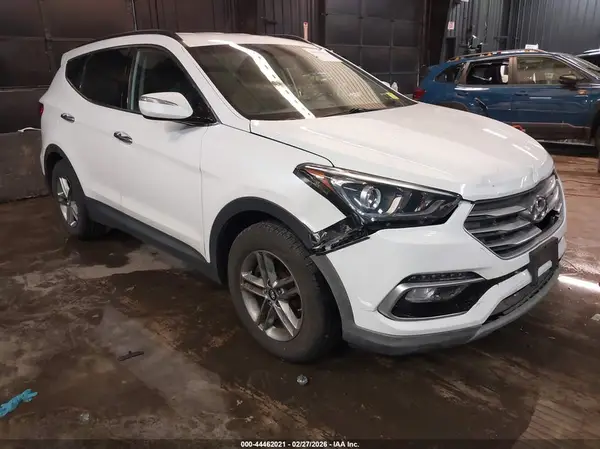 5NMZUDLB7JH104972 2018 HYUNDAI SANTA FE - Image 1