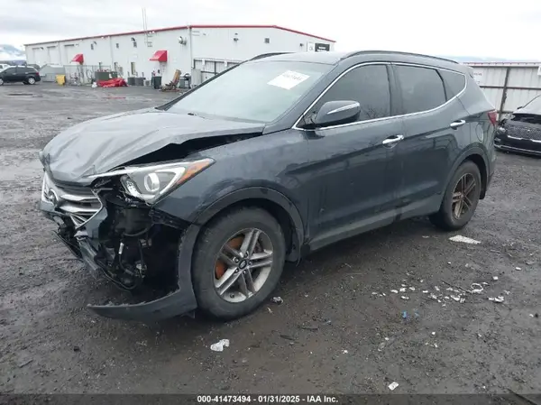 5NMZUDLB8HH007614 2017 HYUNDAI SANTA FE - Image 2