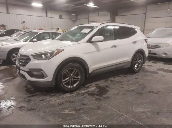 5NMZUDLB8HH021108 2017 HYUNDAI SANTA FE - Image 2