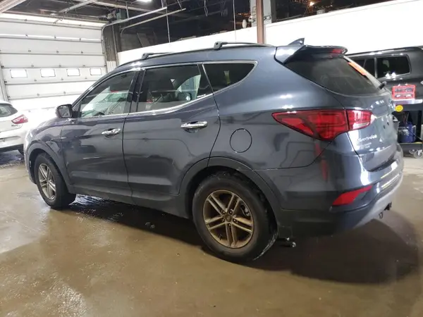 5NMZUDLB8HH049314 2017 HYUNDAI SANTA FE - Image 2