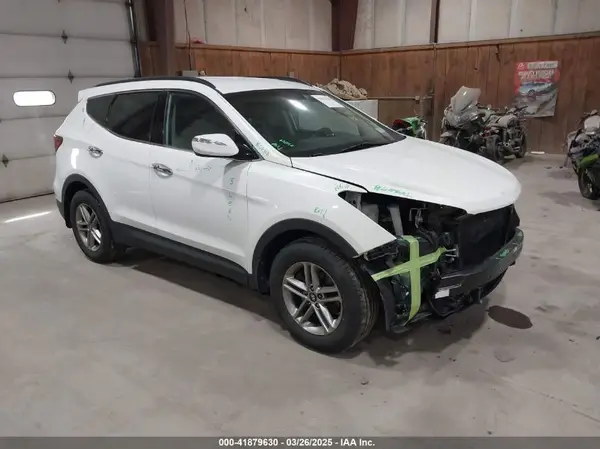 5NMZUDLB8JH055085 2018 HYUNDAI SANTA FE - Image 1