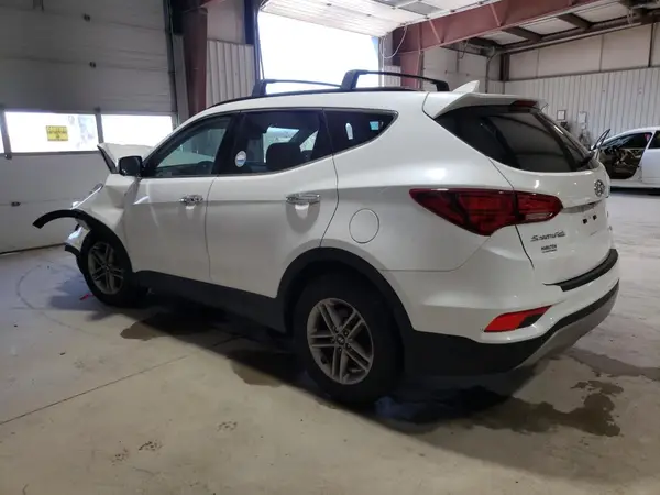 5NMZUDLB8JH058326 2018 HYUNDAI SANTA FE - Image 2