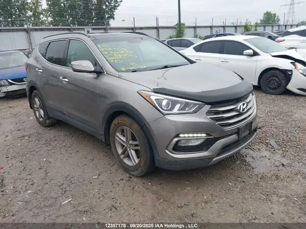 5NMZUDLB8JH062392 2018 HYUNDAI SANTA FE - Image 1