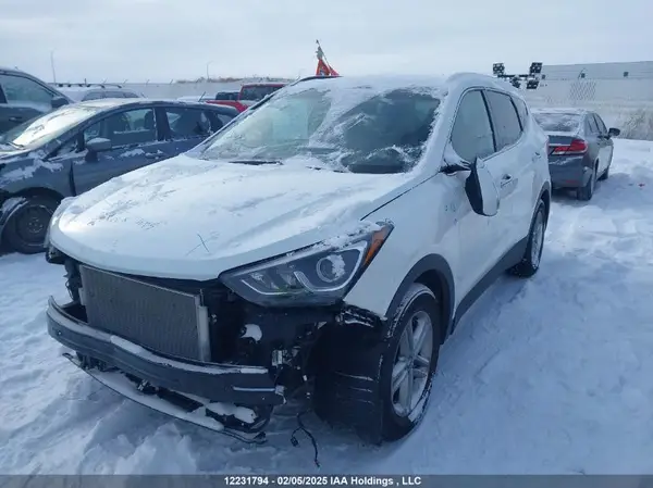 5NMZUDLB8JH087101 2018 HYUNDAI SANTA FE - Image 2