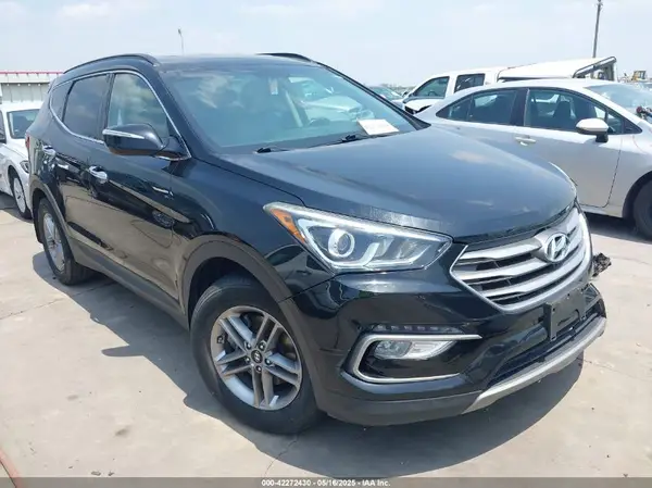 5NMZUDLBXHH022812 2017 HYUNDAI SANTA FE - Image 1