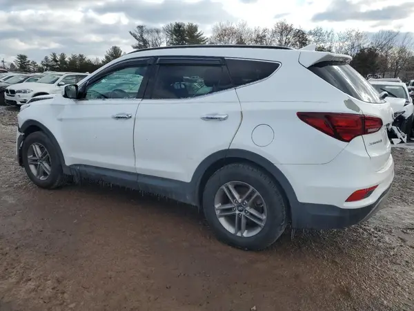 5NMZUDLBXHH039061 2017 HYUNDAI SANTA FE - Image 2