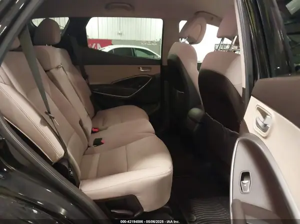 5NMZUDLBXHH041621 2017 HYUNDAI SANTA FE - Image 8