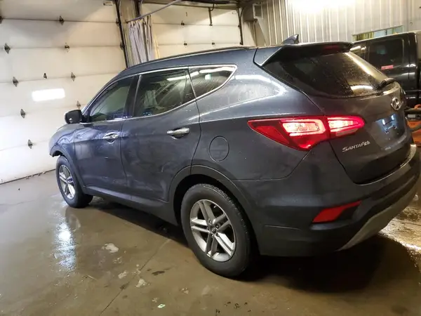 5NMZUDLBXHH046012 2017 HYUNDAI SANTA FE - Image 2