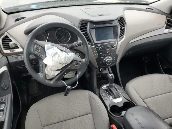5NMZUDLBXJH084233 2018 HYUNDAI SANTA FE - Image 8