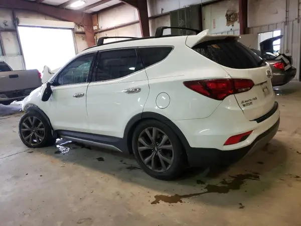 5NMZW4LA0HH046912 2017 HYUNDAI SANTA FE - Image 2