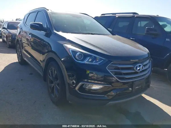 5NMZW4LA3HH041042 2017 HYUNDAI SANTA FE - Image 1