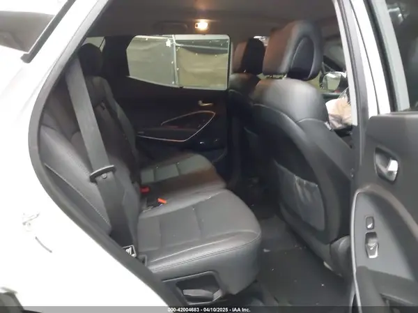 5NMZW4LA4HH042572 2017 HYUNDAI SANTA FE - Image 8