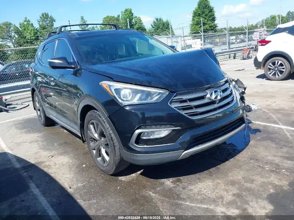 5NMZW4LA4JH054307 2018 HYUNDAI SANTA FE - Image 1