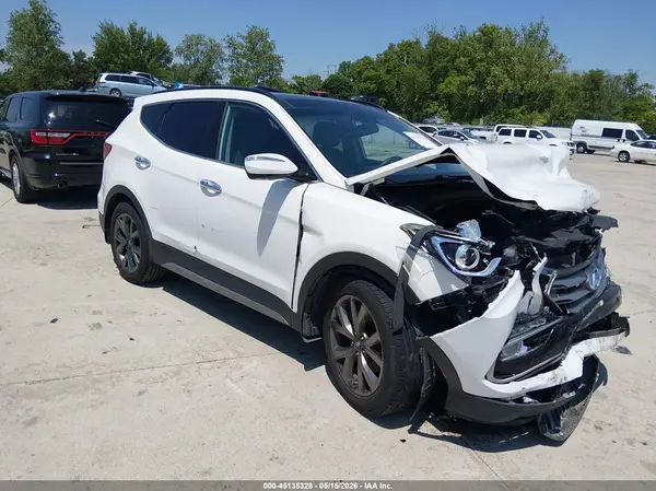 5NMZW4LA5HH046016 2017 HYUNDAI SANTA FE - Image 1