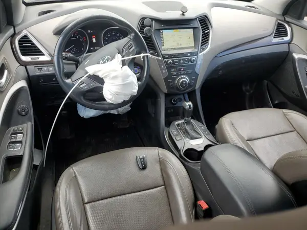 5NMZWDLA0HH050331 2017 HYUNDAI SANTA FE - Image 8