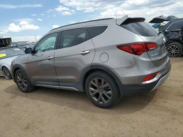 5NMZWDLA2JH073065 2018 HYUNDAI SANTA FE - Image 2
