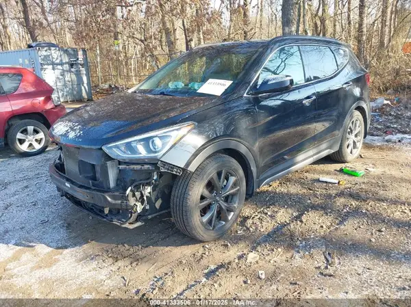 5NMZWDLA2JH085717 2018 HYUNDAI SANTA FE - Image 2