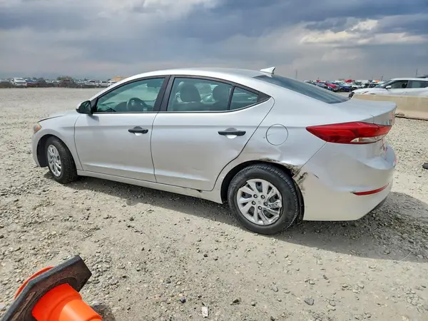 5NPD74LF0HH049637 2017 HYUNDAI ELANTRA - Image 2