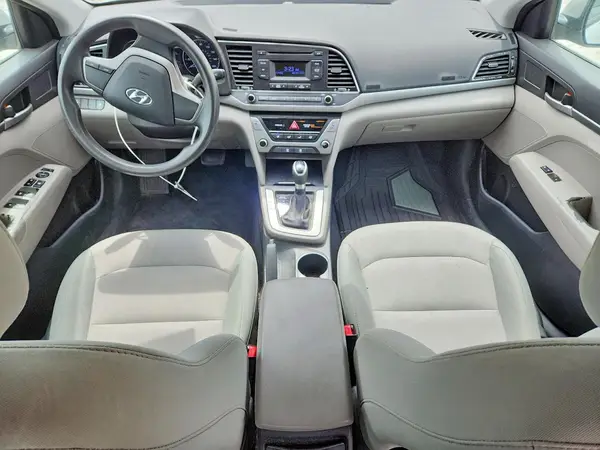 5NPD74LF0HH049637 2017 HYUNDAI ELANTRA - Image 8