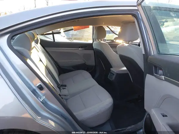 5NPD74LF0HH068219 2017 HYUNDAI ELANTRA - Image 8