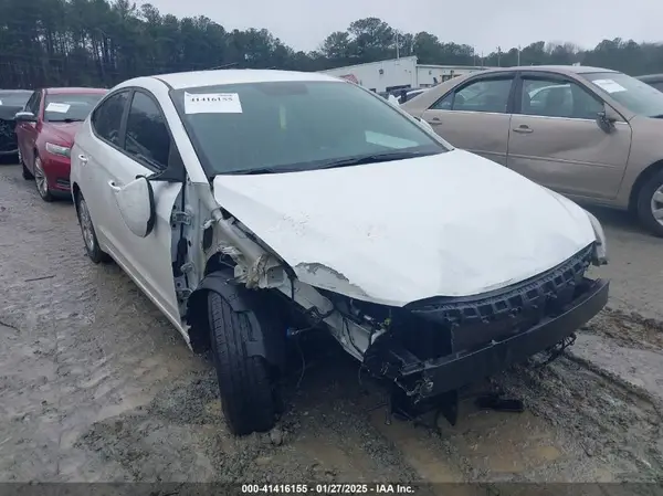 5NPD74LF0HH083447 2017 HYUNDAI ELANTRA - Image 1