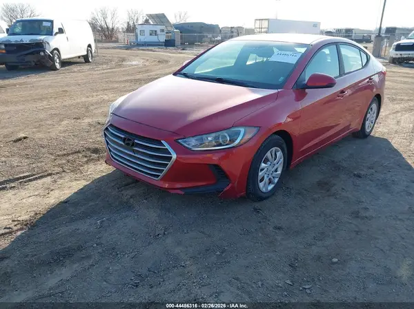 5NPD74LF0HH084193 2017 HYUNDAI ELANTRA - Image 2