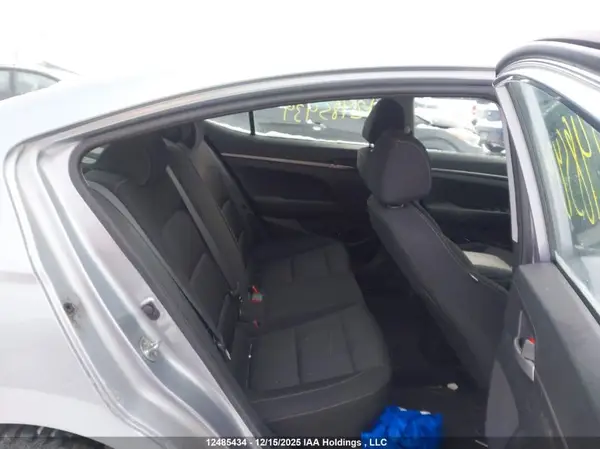 5NPD74LF0HH109139 2017 HYUNDAI ELANTRA - Image 8