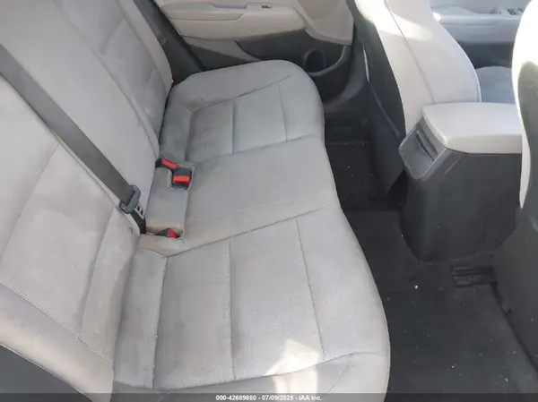 5NPD74LF0HH111716 2017 HYUNDAI ELANTRA - Image 8