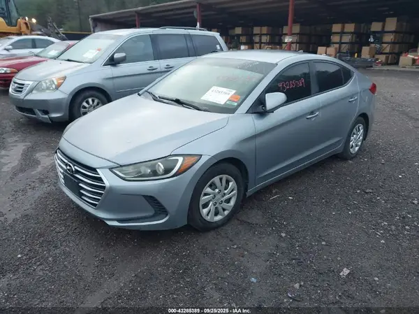 5NPD74LF0HH112008 2017 HYUNDAI ELANTRA - Image 2