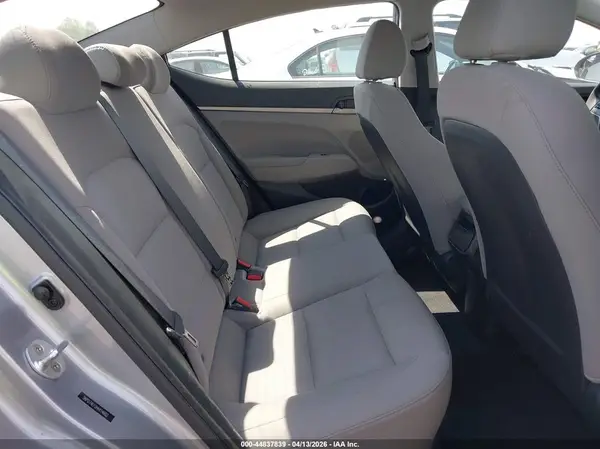5NPD74LF0HH114602 2017 HYUNDAI ELANTRA - Image 8
